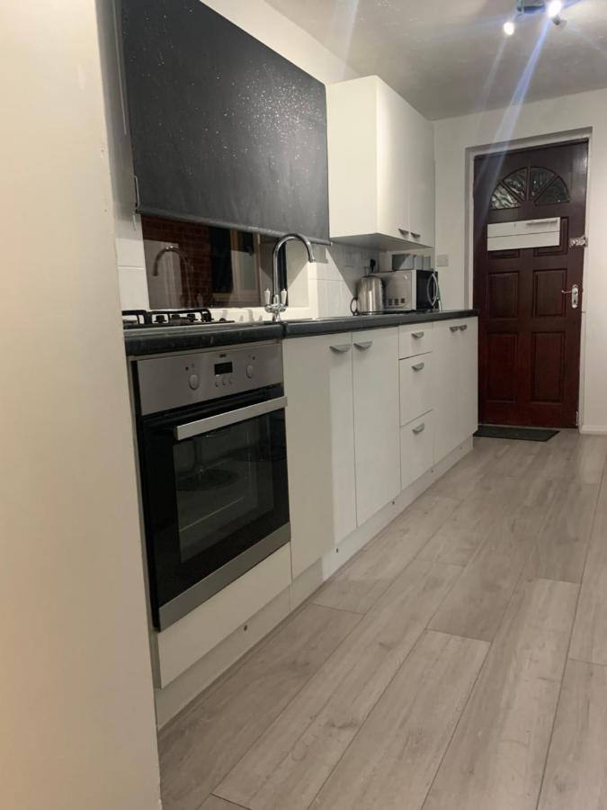 Leysdown-On-Sea Saddlebrook Holiday Park 3 Bedroom Brick Built Chalet Bungalow Eksteriør billede
